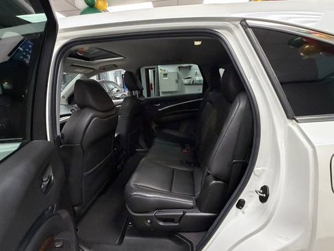 Used 2019 Acura MDX SH-AWD image 25