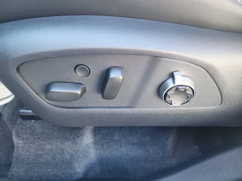 New 2026 GMC Acadia Denali Ultimate image 13