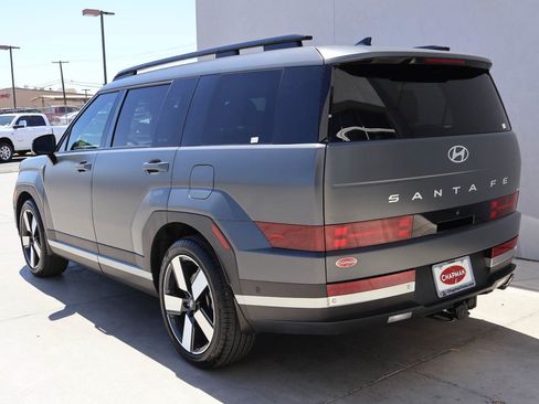 Used 2025 Hyundai Santa Fe Limited AWD/4WD image 3