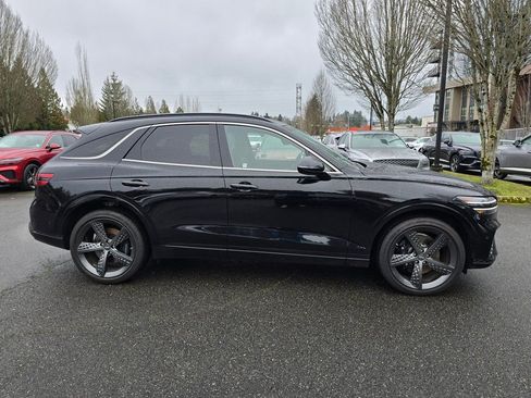 Certified 2025 Genesis GV70 3.5T Sport w/ Sport Prestige Package AWD/4WD image 6