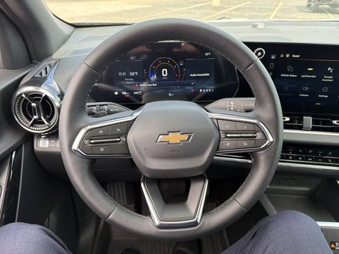 New 2026 Chevrolet Equinox LT image 13