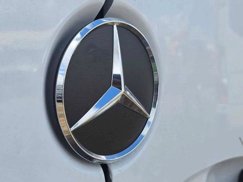 Used 2025 Mercedes-Benz Sprinter 2500 image 20