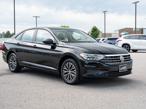 Used 2020 Volkswagen Jetta SE FWD image 8