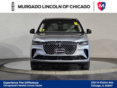 Used 2024 Lincoln Nautilus Reserve w/ Equipment Group 202A image 3