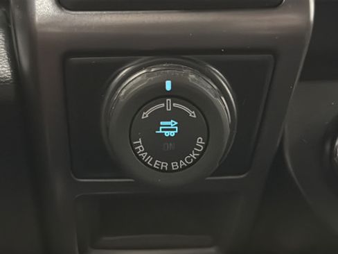 Used 2016 Ford F150 XLT w/ Equipment Group 302A Luxury AWD/4WD image 32