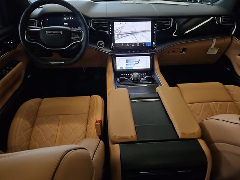New 2026 Jeep Grand Wagoneer Summit AWD/4WD image 13
