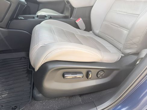 Used 2018 Honda CR-V EX-L image 5