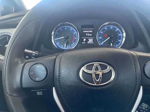 Used 2017 Toyota Corolla LE image 14