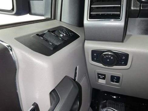 Used 2018 Ford F150 XLT w/ Equipment Group 301A Mid RWD image 20