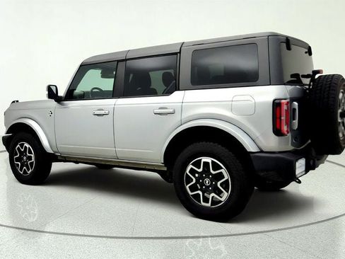 Used 2024 Ford Bronco Outer Banks AWD/4WD image 7