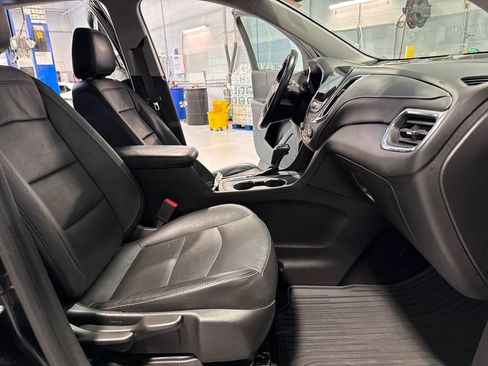Used 2020 Chevrolet Equinox Premier AWD/4WD image 32
