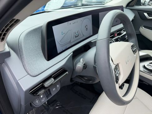 Used 2024 Kia EV6 Wind w/ Wind Technology Package AWD/4WD image 12