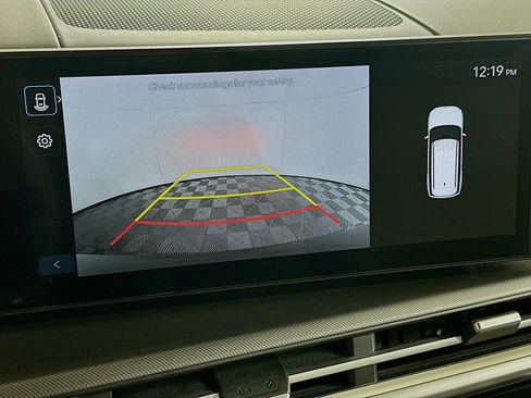 Used 2025 Hyundai Santa Fe SEL image 23