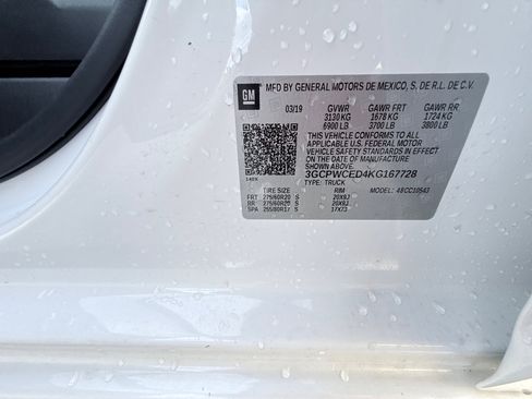 Used 2019 Chevrolet Silverado 1500 LT w/ Texas Edition image 19