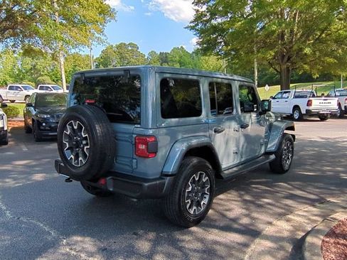Certified 2024 Jeep Wrangler Unlimited Sahara w/ Safety Group AWD/4WD image 5