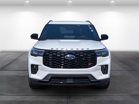 Used 2025 Ford Explorer ST w/ Sun And Sound Package AWD/4WD image 6