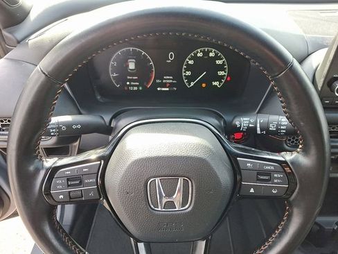 Used 2025 Honda HR-V Sport image 19