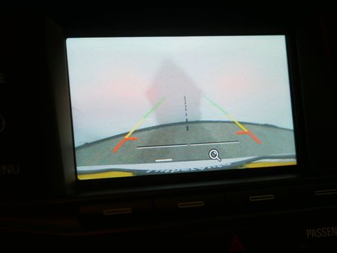 Used 2016 Ford Explorer Base image 32