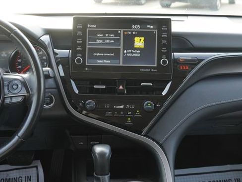 Used 2023 Toyota Camry XSE image 13