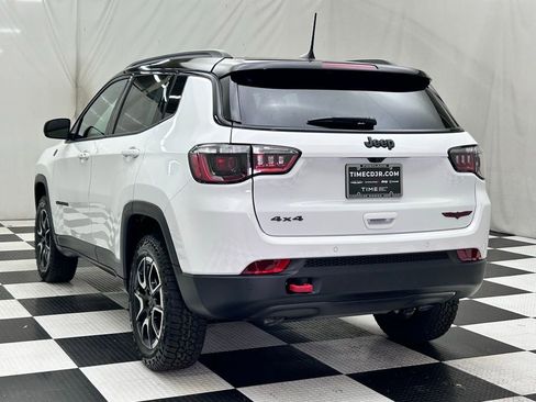 New 2026 Jeep Compass Trailhawk image 7