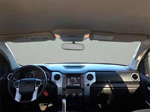 Used 2015 Toyota Tundra SR5 w/ TRD Off Road Package image 10