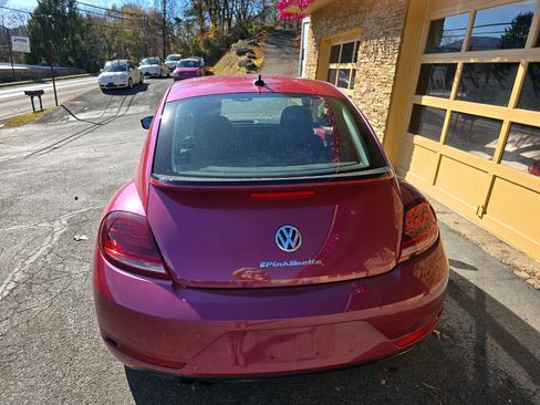 Used 2017 Volkswagen Beetle #PinkBeetle image 36
