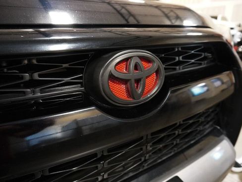 Used 2016 Toyota 4Runner Trail AWD/4WD image 6