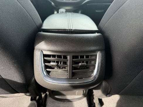 Used 2024 Chevrolet Malibu LT image 12