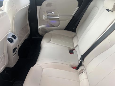 Certified 2025 Mercedes-Benz GLA 250 GLA 250 image 18