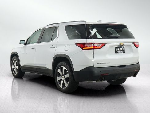 Used 2018 Chevrolet Traverse LT AWD/4WD image 3