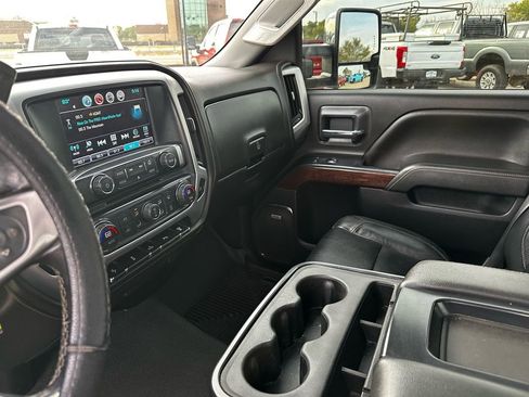 Used 2019 GMC Sierra 2500 SLT w/ Duramax Plus Package image 39
