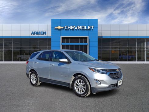 Used 2018 Chevrolet Equinox LT image 4