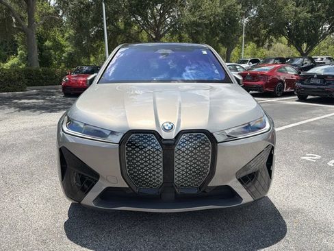 Certified 2025 BMW iX xDrive50 AWD/4WD image 9
