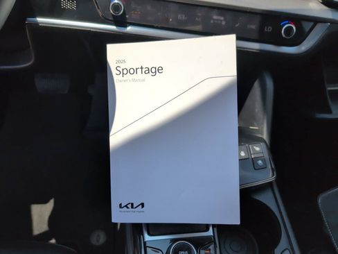 Used 2025 Kia Sportage SX FWD image 37