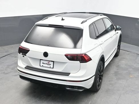 Used 2021 Volkswagen Tiguan SE R-Line AWD/4WD image 30