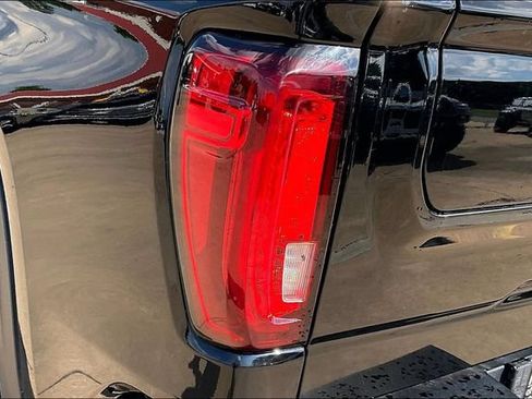 Used 2024 GMC Sierra 1500 AT4X AWD/4WD image 23