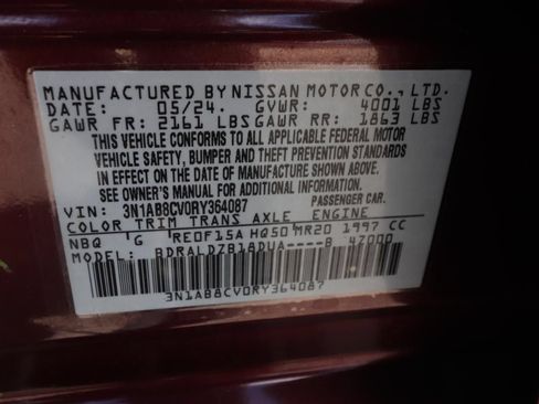 Used 2024 Nissan Sentra SV FWD image 19