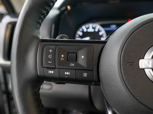 Used 2023 Nissan Pathfinder SL w/ SL Premium Package AWD/4WD image 27