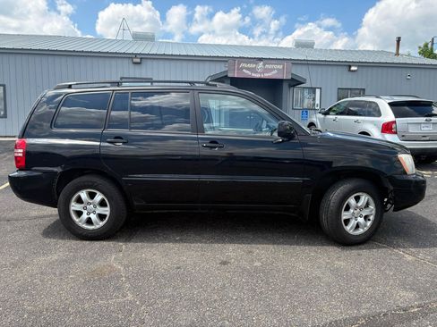 Used 2003 Toyota Highlander 4WD V6 image 2