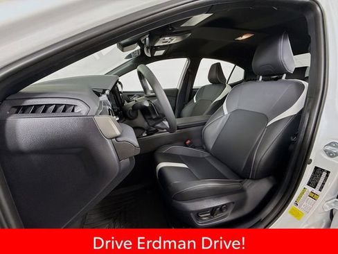 Used 2025 Toyota Camry SE w/ Multimedia Upgrade Package FWD image 5