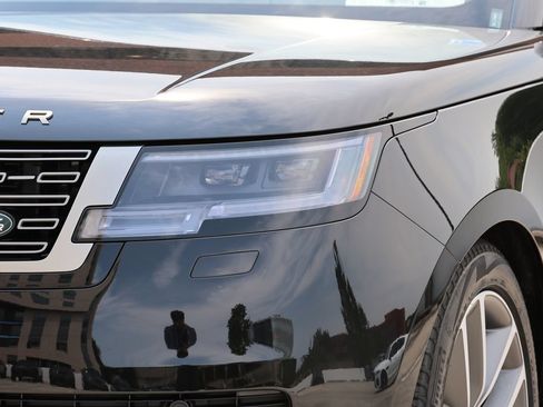 New 2026 Land Rover Range Rover SE AWD/4WD image 6