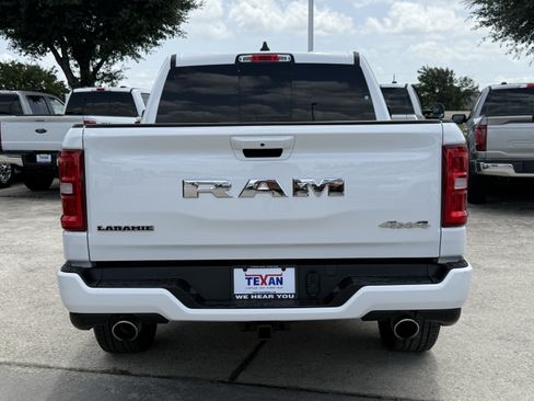 Used 2025 RAM 1500 Laramie w/ Sport Appearance Package AWD/4WD image 6
