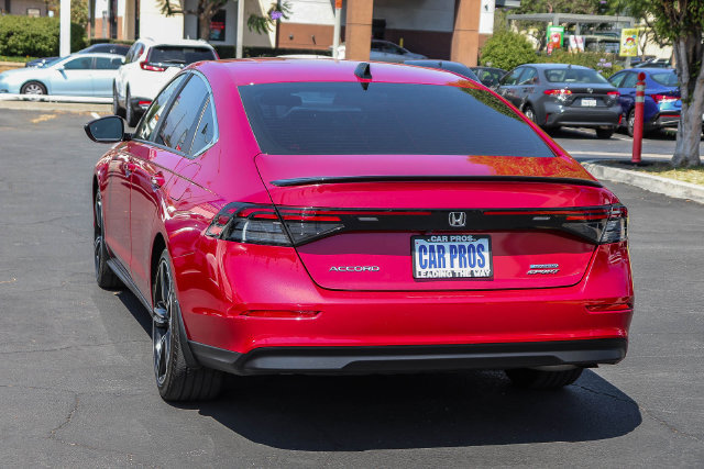 Used 2025 Honda Accord Sport image 12