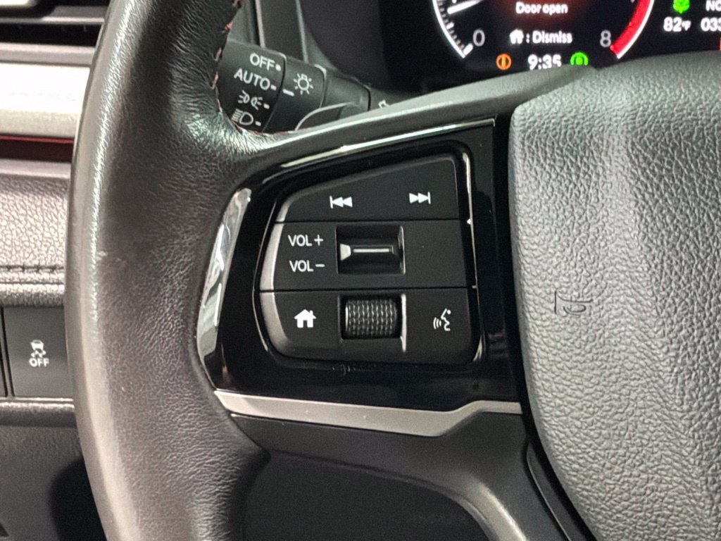 Used 2025 Honda Odyssey Sport-L image 9