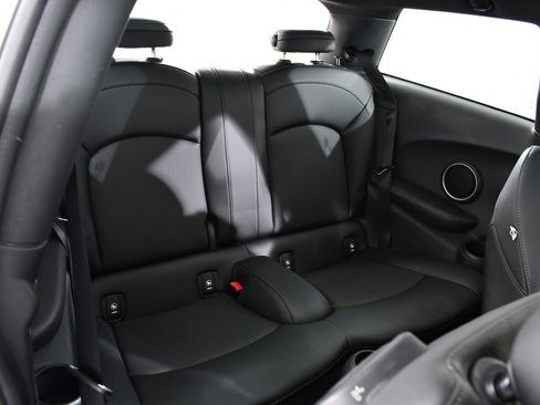 Used 2014 MINI Cooper S image 19