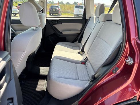 Used 2017 Subaru Forester 2.5i AWD/4WD image 20