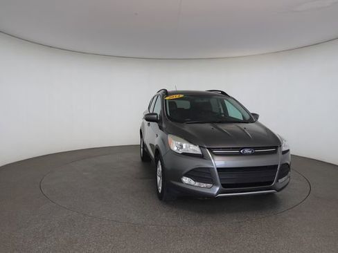 Used 2014 Ford Escape SE w/ Equipment Group 201A FWD image 30