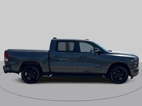 Used 2022 RAM 1500 Big Horn AWD/4WD image 3