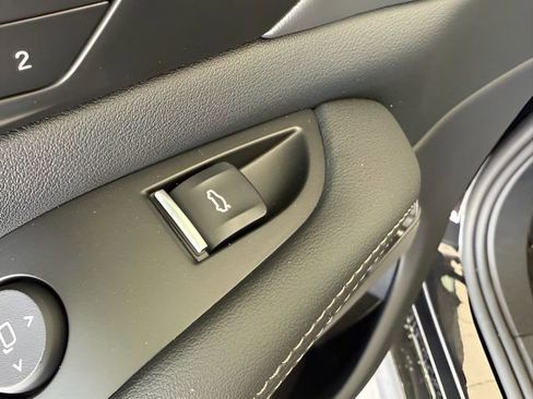 Certified 2026 BMW X7 xDrive40i w/ M Sport Package image 19