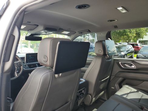 Used 2023 Chevrolet Tahoe RST RWD image 13